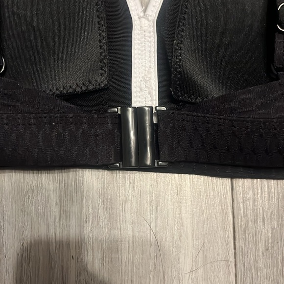 Niptuck 2 piece bikini set - Picture 6 of 13